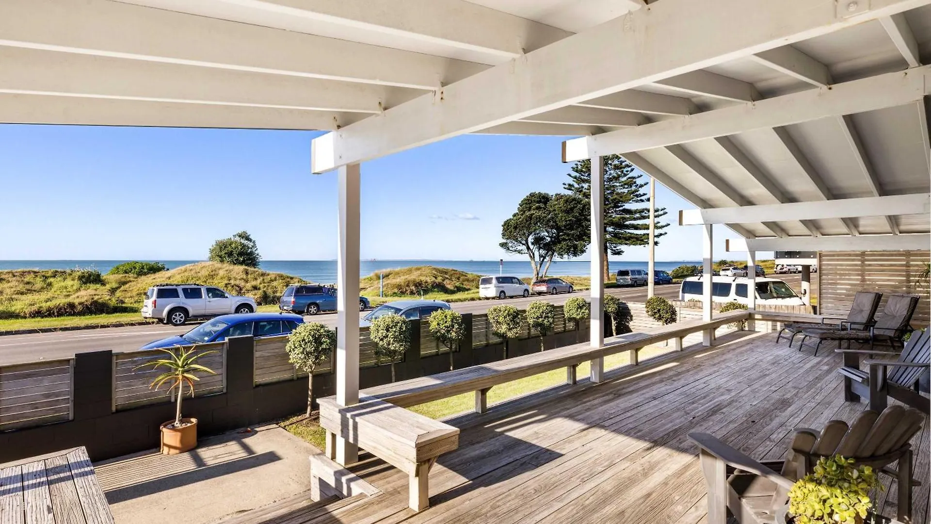 Beachfront Retreat Mount Maunganui 0*,